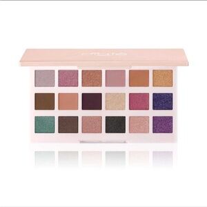 Ciate Editor Palette London 18 Pan Eyeshadow